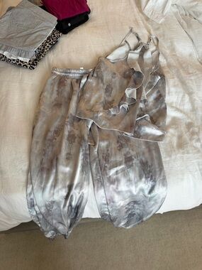 Women's Gray Tie-Dye Satin Pajama Set with Ruffle Cami